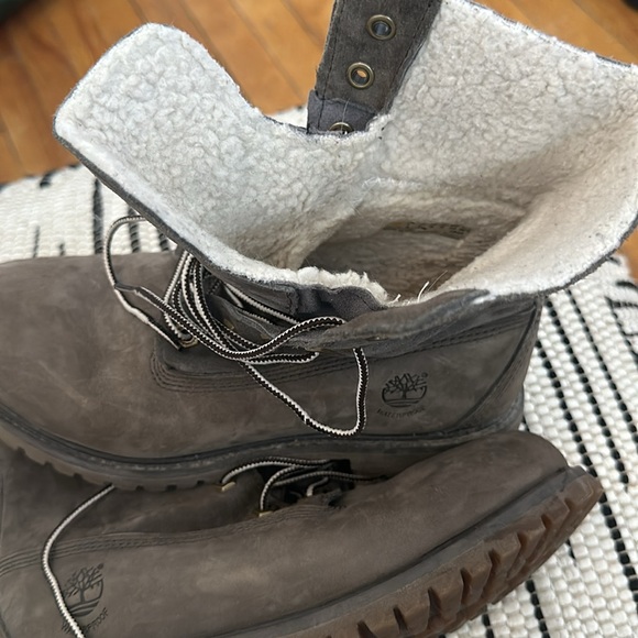 Boots - Picture 5 of 15